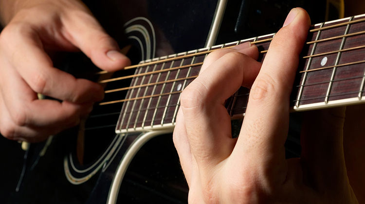 online guitar tutorials and lessons